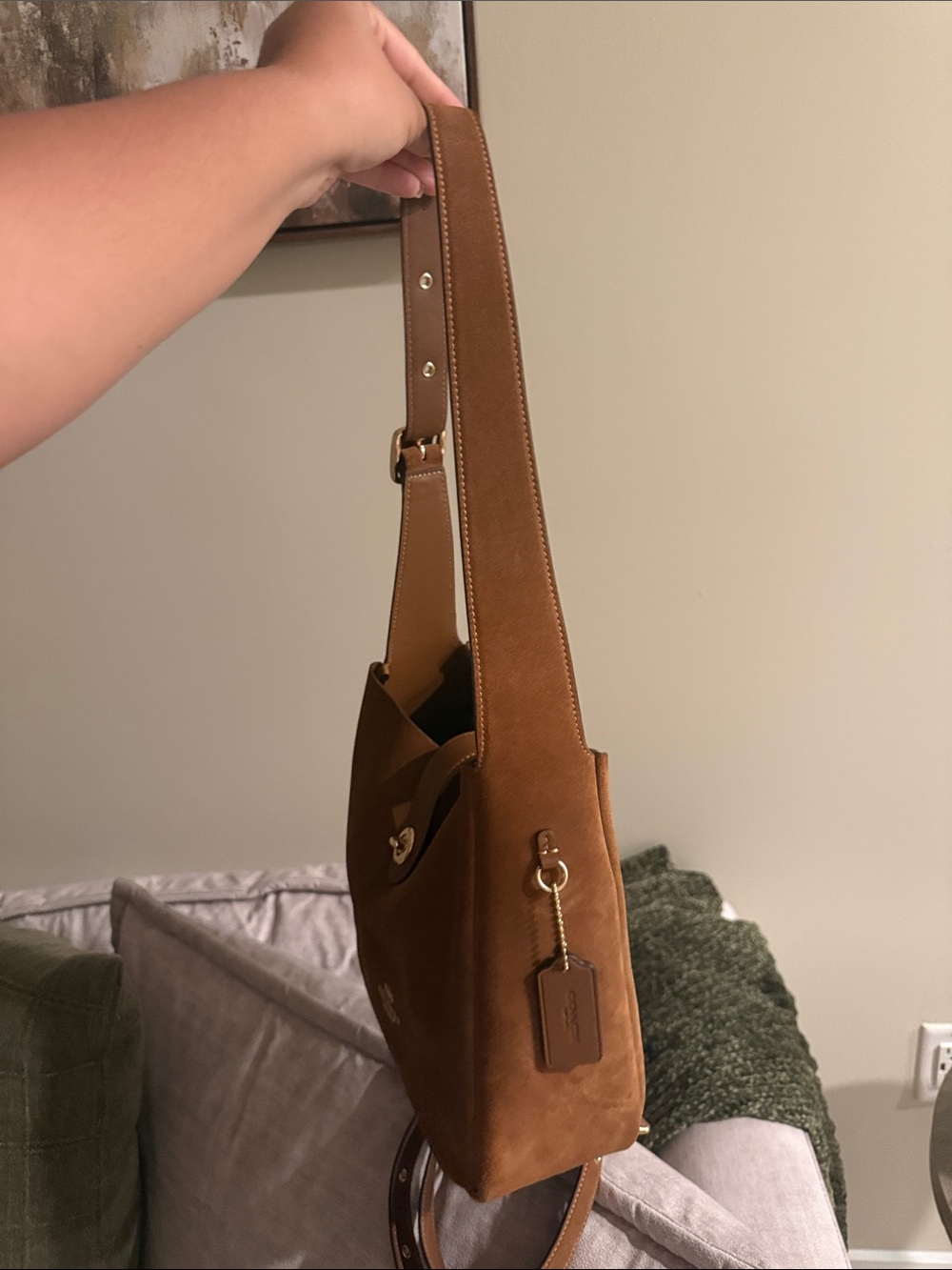Coach Shoulder Bag - Picture 3 of 8